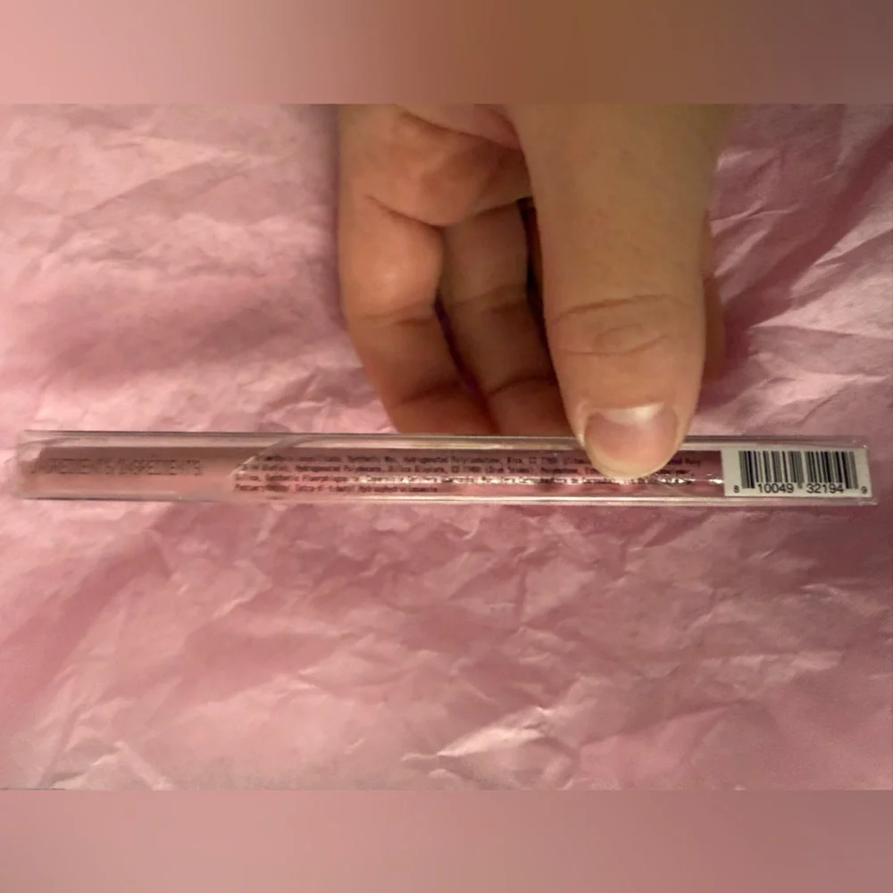 💙 4/$20 about-face Line Artist leave me breathless pink eyeliner